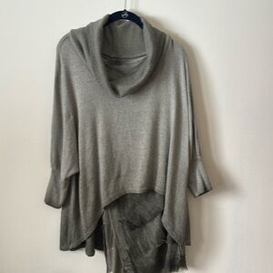 Beautiful sweater for the Holidays.